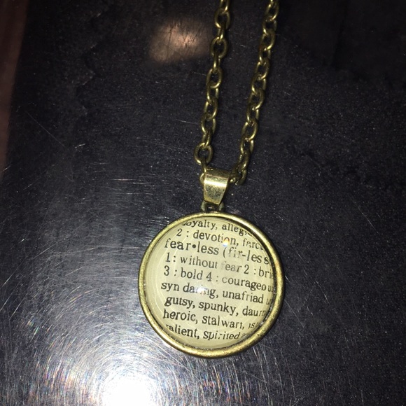 Necklace - Picture 1 of 1